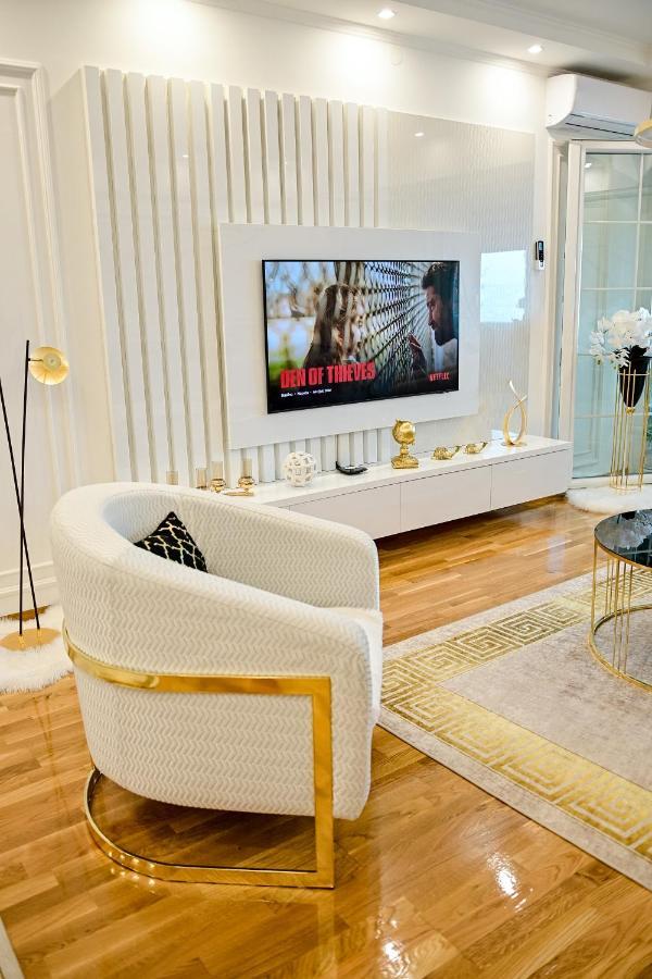 Luxury Apartment Karic Free Parking Tuzla Exterior foto