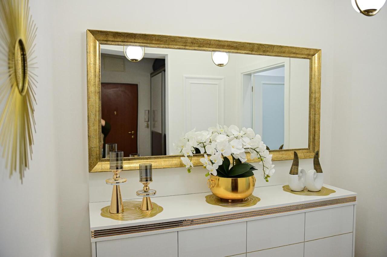 Luxury Apartment Karic Free Parking Tuzla Exterior foto