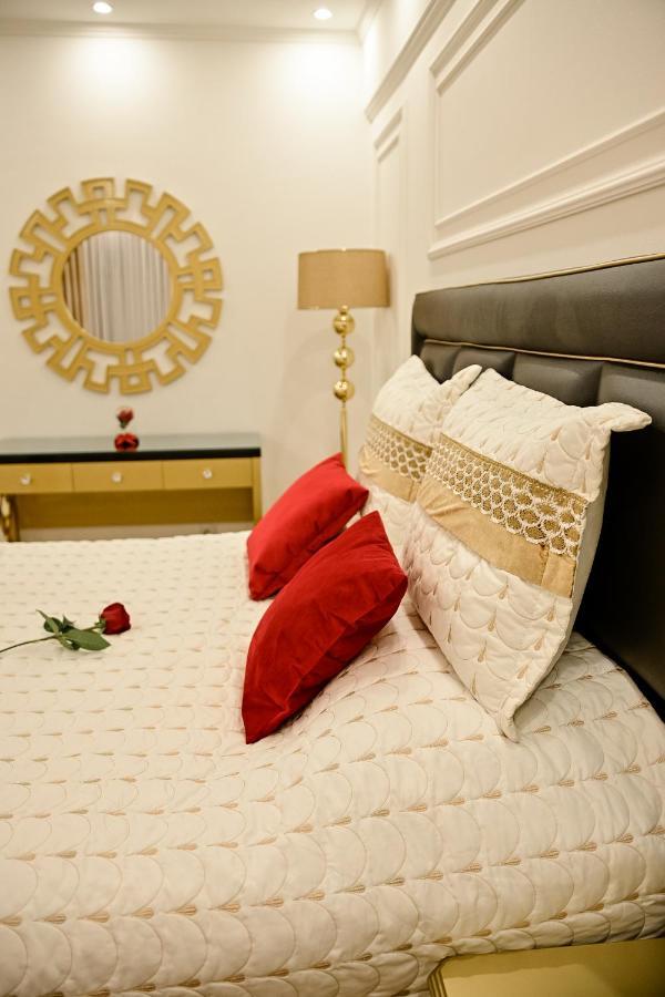 Luxury Apartment Karic Free Parking Tuzla Exterior foto